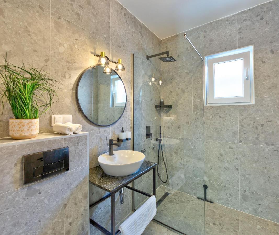 Amaleo Apartma *